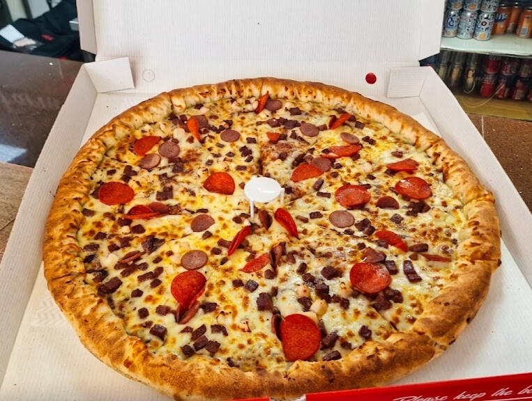 Farm Pizza - Pizza Image